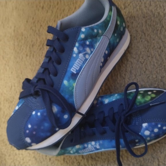 Puma shoes - Picture 3 of 4